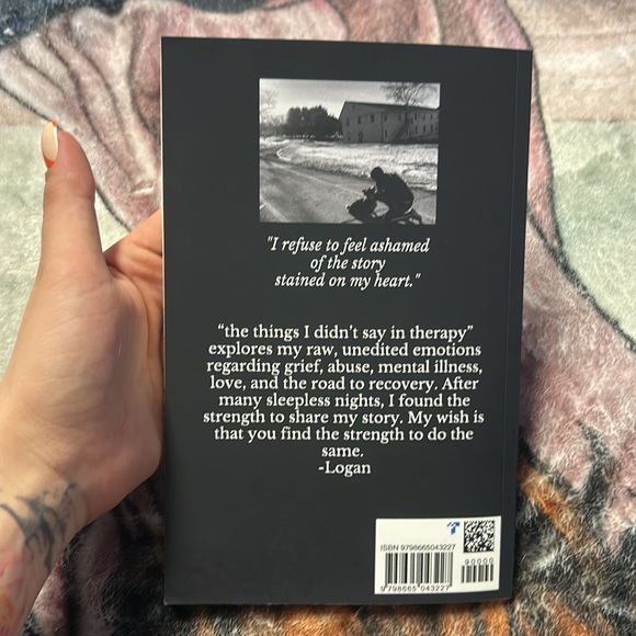 THE THINGS I DIDNT SAY IN THERAPY BOOK - Picture 2 of 2